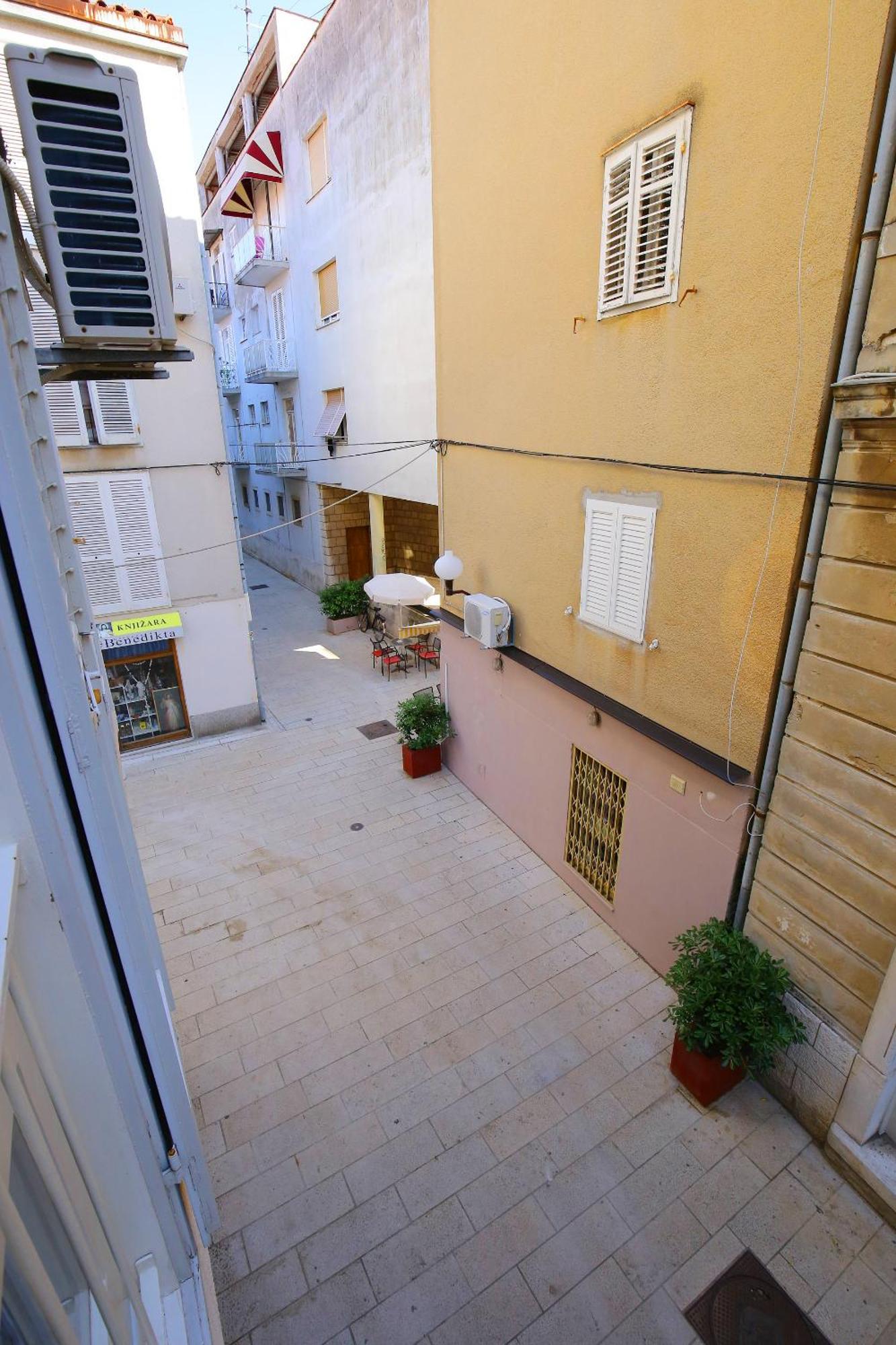 Prokonzul 2Br Apartment In Old Town Ζαντάρ Εξωτερικό φωτογραφία