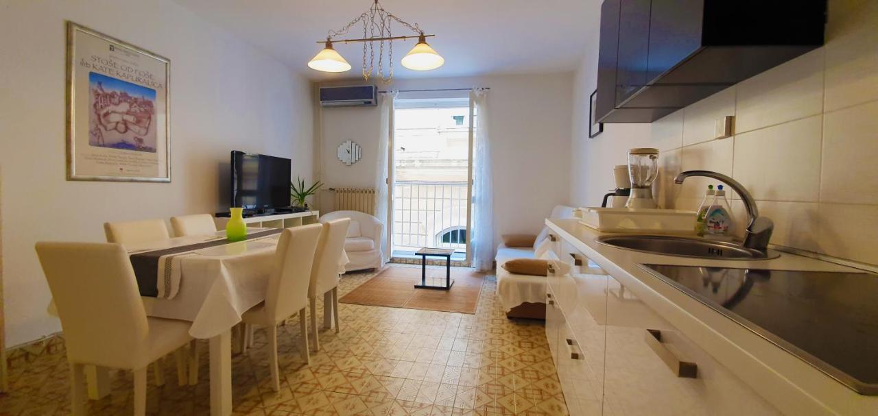 Prokonzul 2Br Apartment In Old Town Ζαντάρ Εξωτερικό φωτογραφία